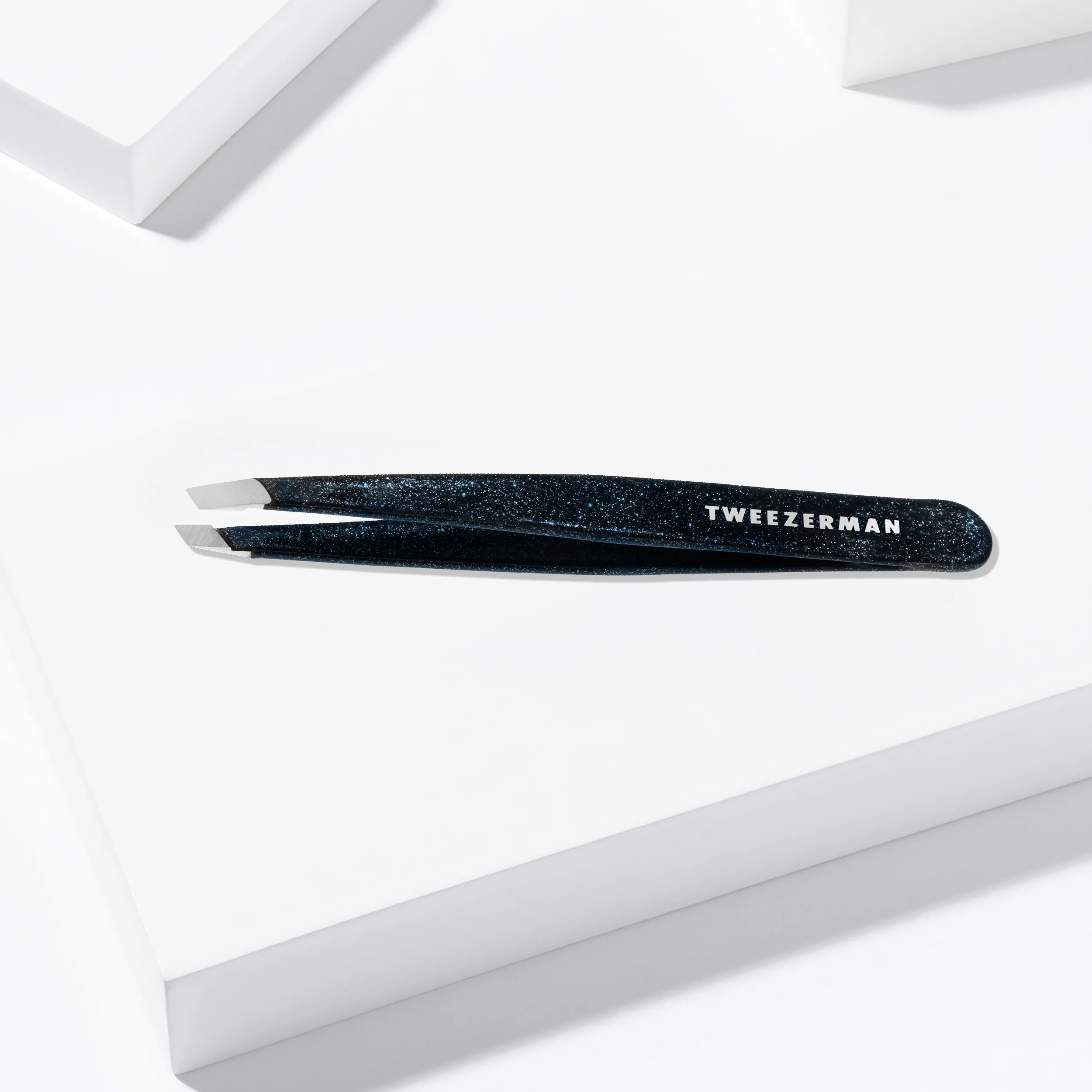 Dusted Onyx Slant Tweezer - Image 7