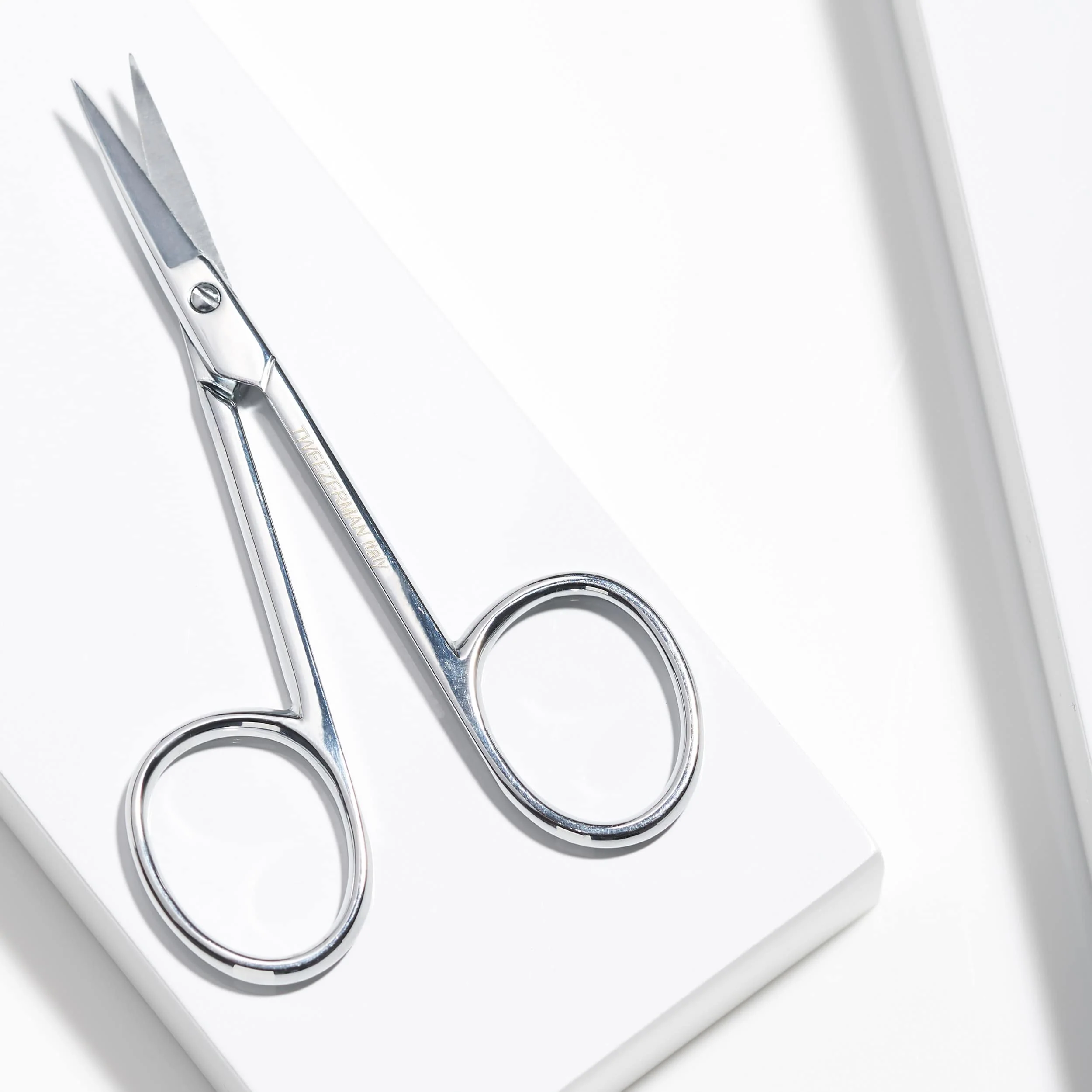 Cuticle Scissors - Image 4