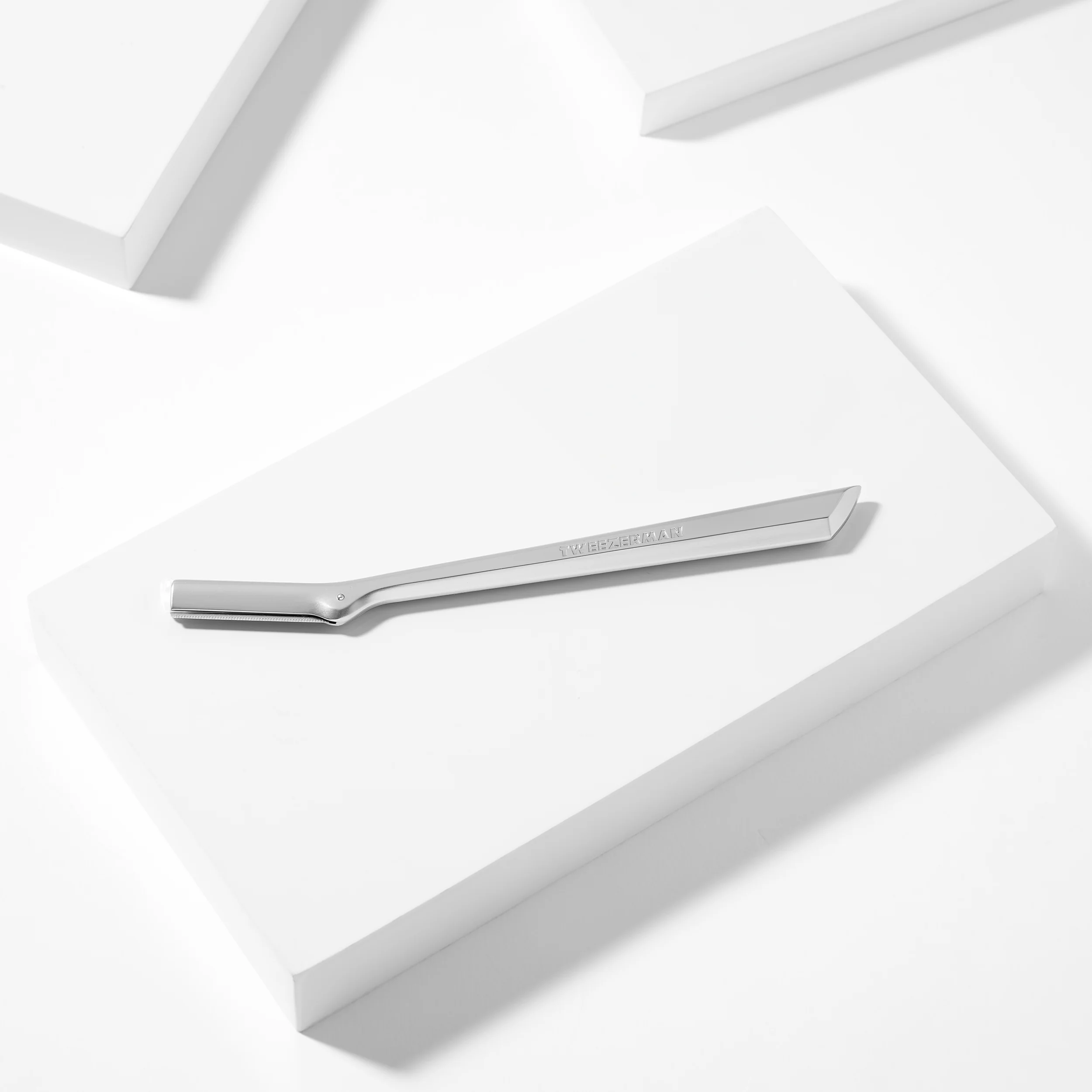 Facial Razor with Replacement Blades - Image 10