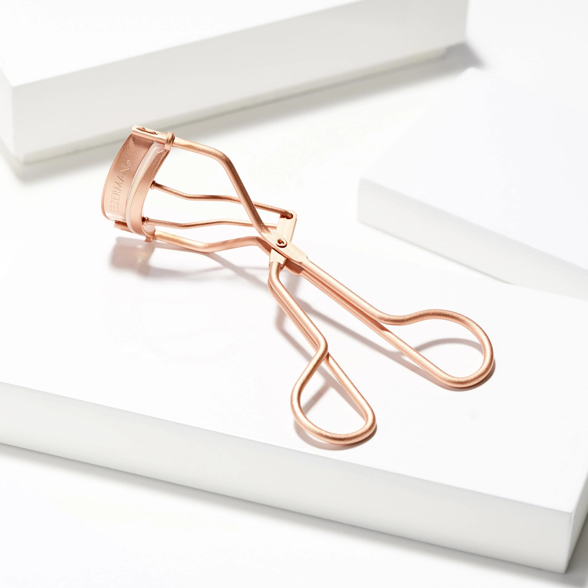 Rose Gold Classic Lash Curler - Image 7