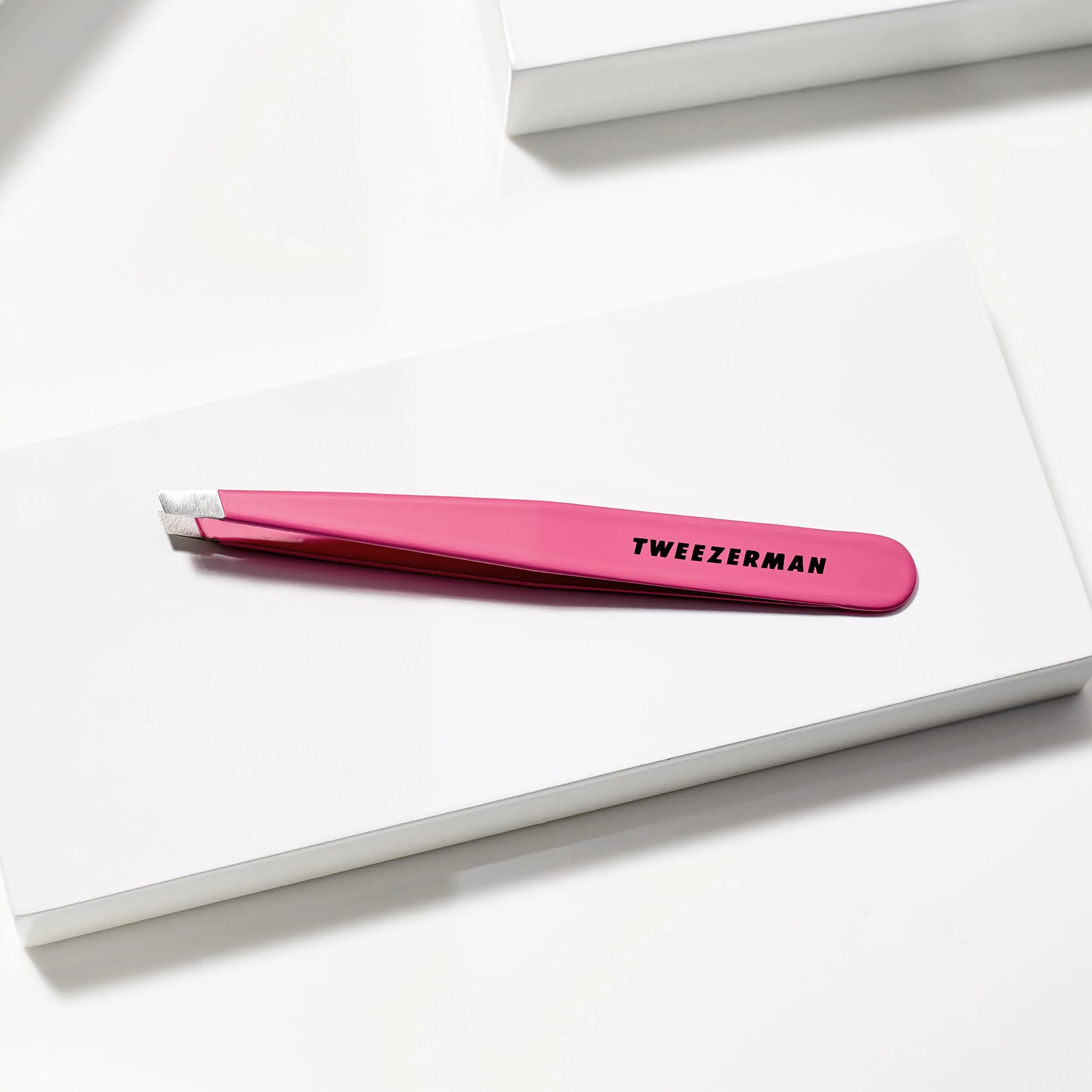 Pretty In Pink Slant Tweezer - Image 7
